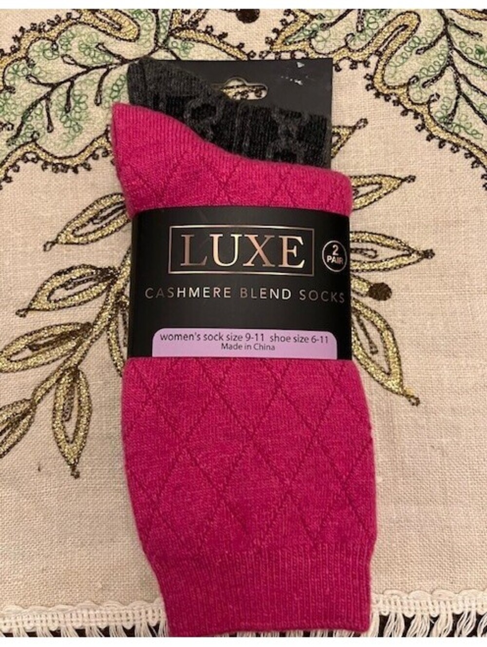 NEW Women’s Luxe Cashmere/Wool Blend Crew Socks Sz 6-11 - 2 Pairs Pink/Black